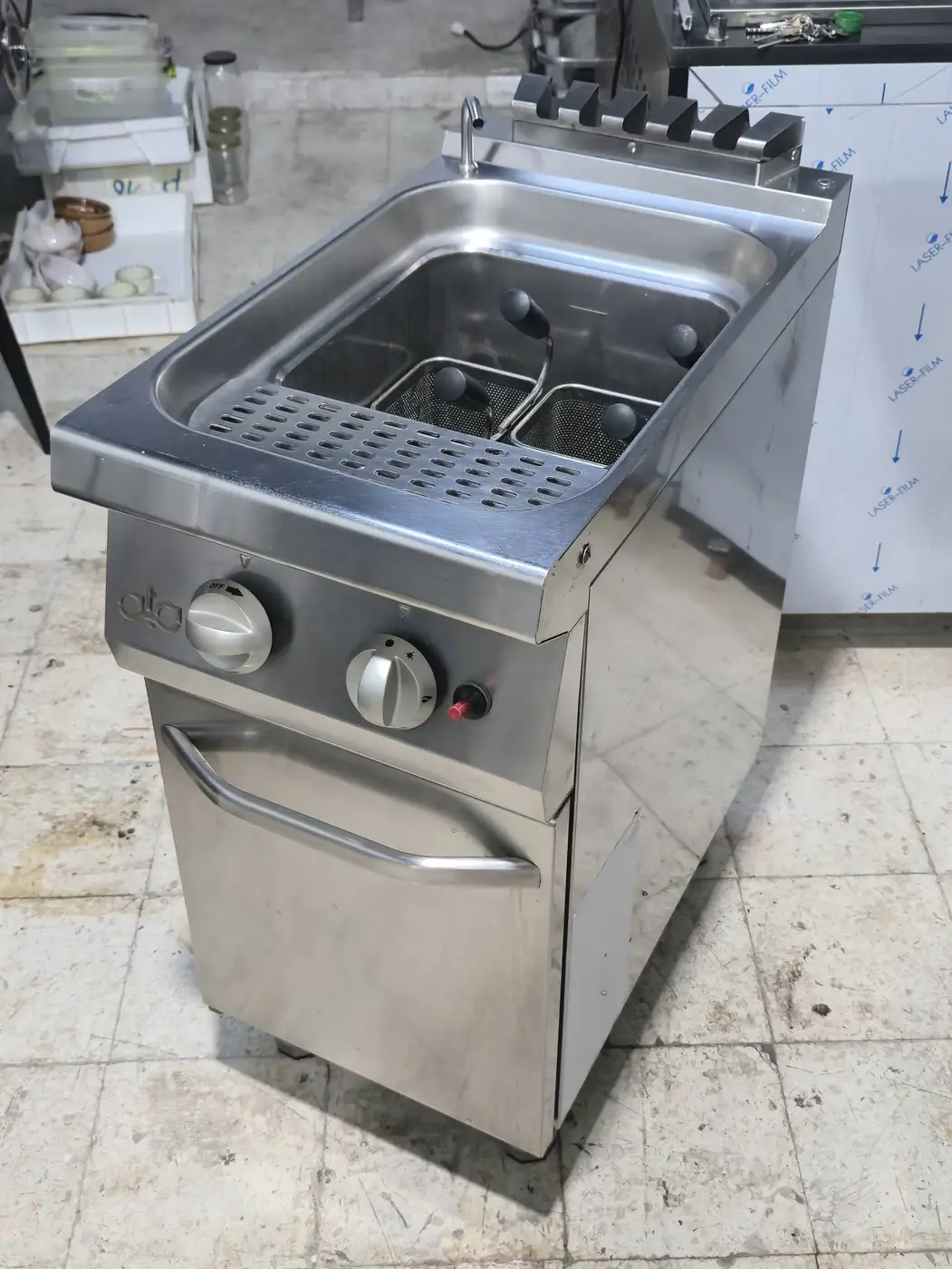 Cuiseur à pâtes à gaz — 4 paniers