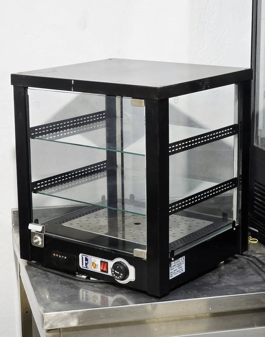 Vitrine chauffante de présentation à poser
