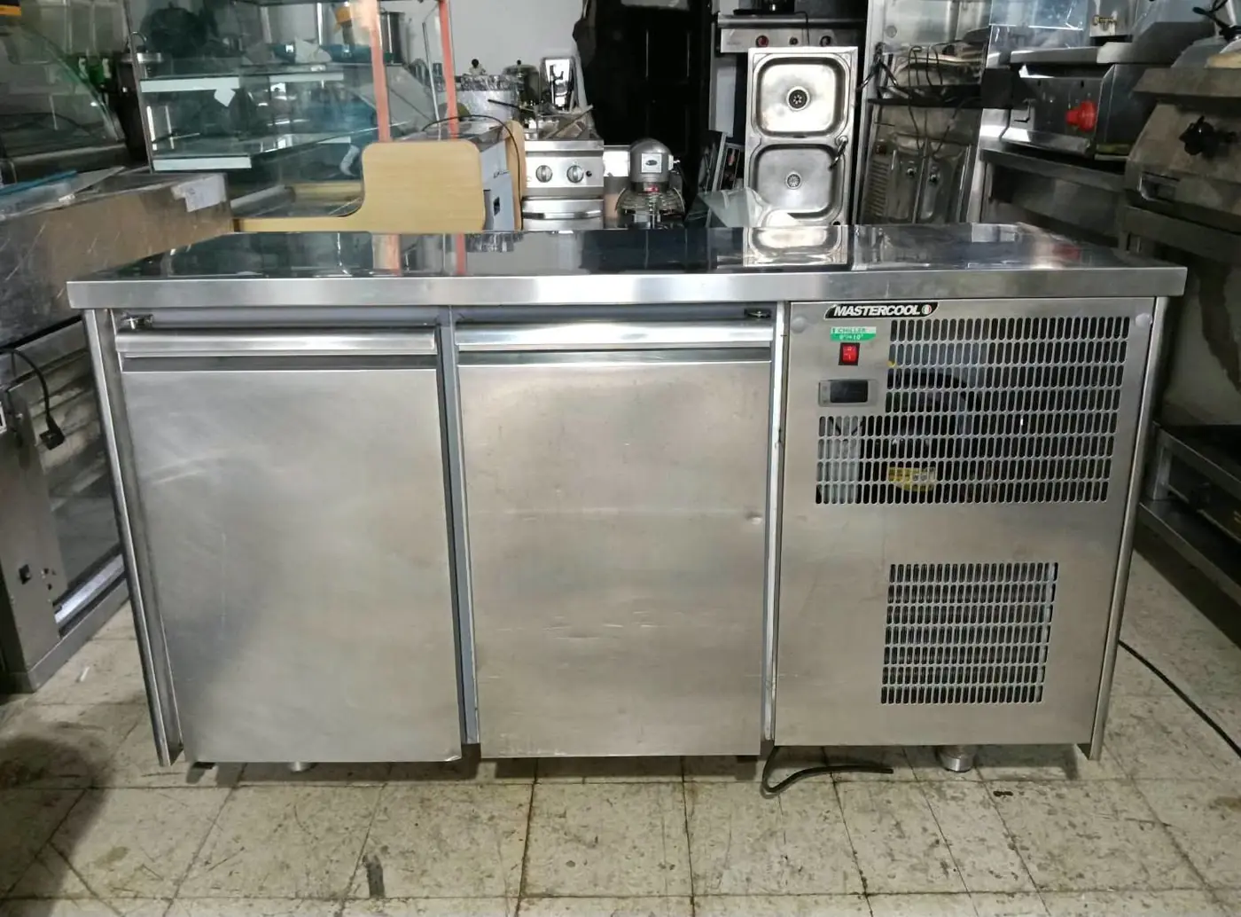 Table réfrigérée Mastercool — 1,40 m